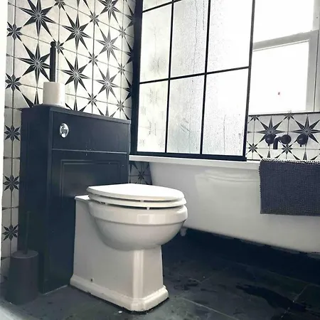 Stunning 2 Bedroom Flat Camden London Exterior photo