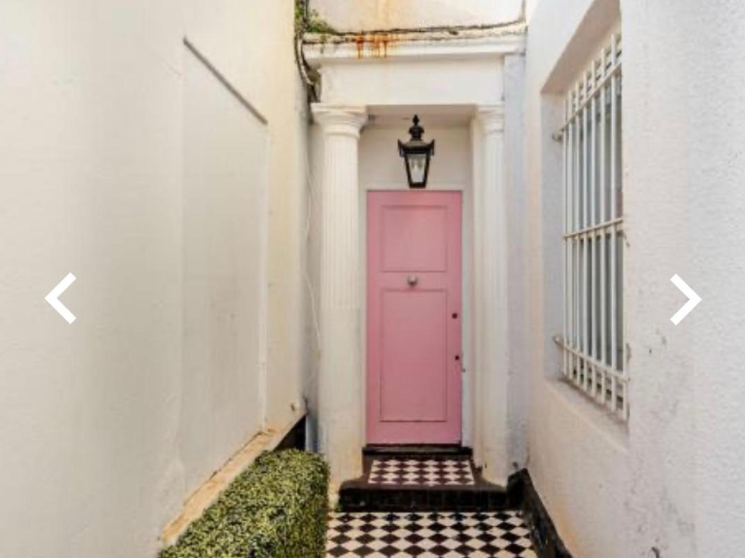 Stunning 2 Bedroom Flat Camden * Лондон
